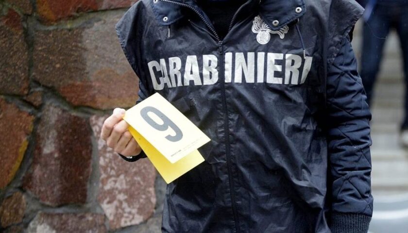 Spari contro un garage di via Gramsci a Nocera Inferiore