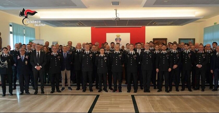 IL COMANDANTE INTERREGIONALE CARABINIERI “OGADEN”, GENERALE DI CORPO D’ARMATA, ANTONIO DE VITA, VISITA IL COMANDO PROVINCIALE CARABINIERI DI SALERNO