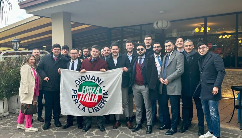 ASSEMBLEA PROVINCIALE DI FORZA ITALIA GIOVANI AD EBOLI, NOMINATI NUOVI COORDINATORI