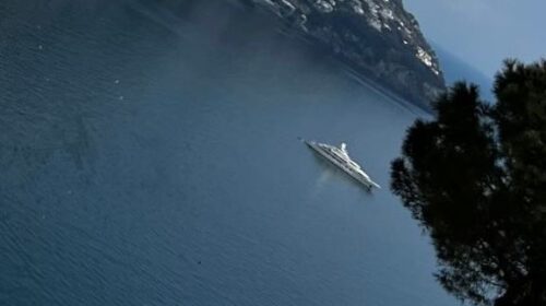 In costa d’Amalfi arriva il mega yacht “RoMa” di 62 metri e inaugura la stagione turistica