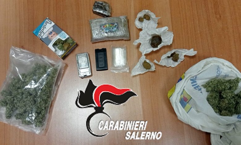 Salerno, spacciava dai domiciliari: arrestato
