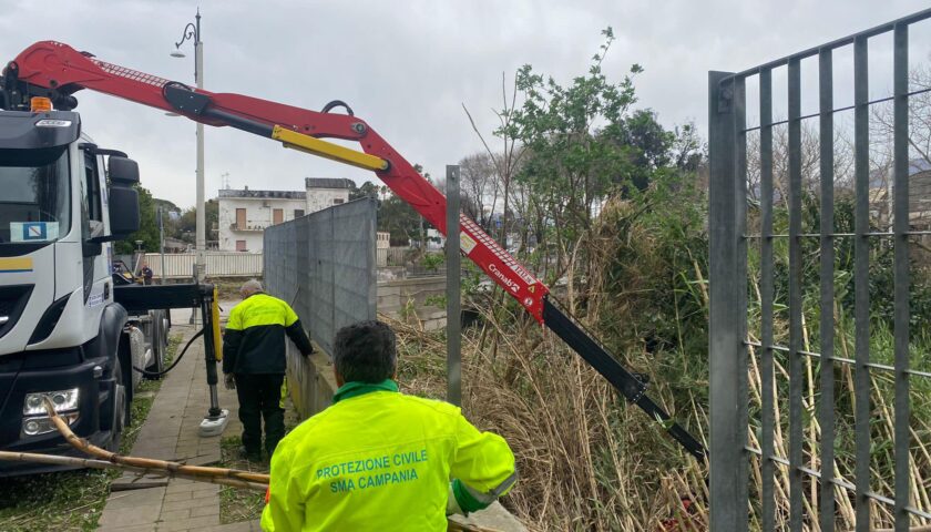 Domenica di lavoro con la pulizia del fiume a Scafati