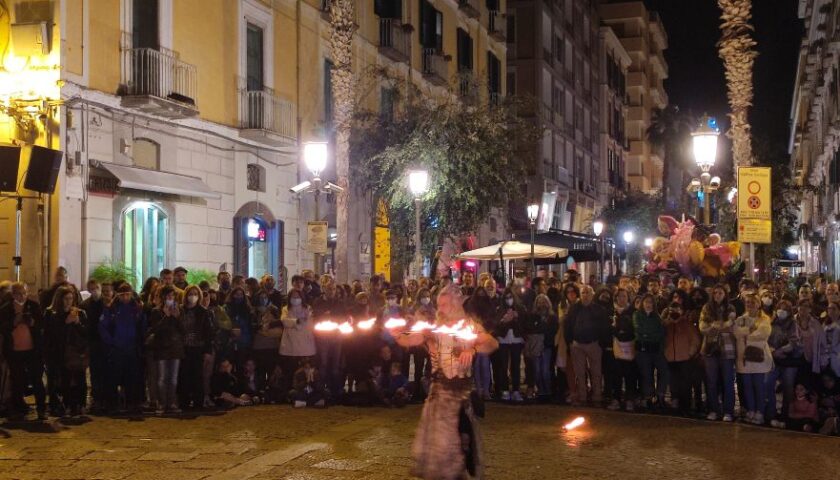 AL VIA GIOVEDI’ LA XXXII FIERA DEL CROCIFISSO NEL CENTRO STORICO DI SALERNO CON 150 FIGURANTI