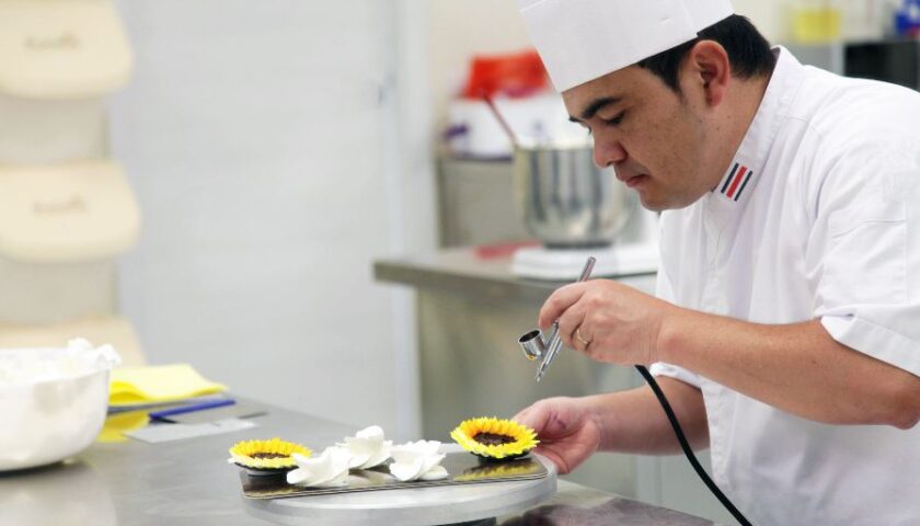 Masterclass del pasticciere di fama internazionale Alexander Sanchez a Pagani