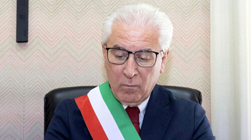 Si dimettono in 12, cade l’amministrazione comunale di Campagna