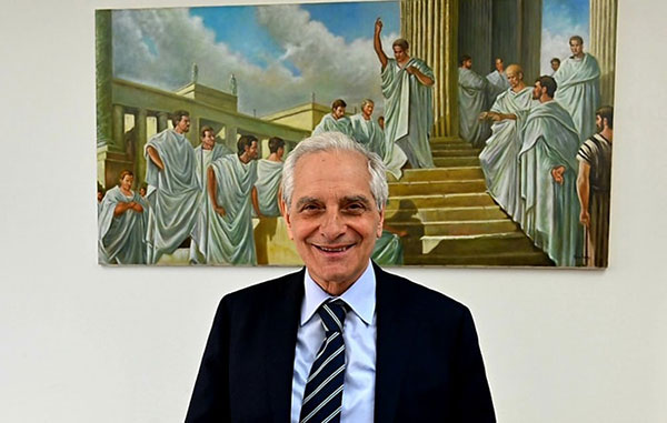 Ordine Avvocati Salerno, la Cassazione: “Paolino ineleggibile”