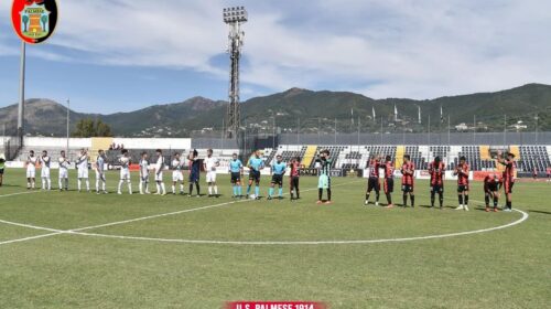 Malore a un tifoso durante Palmese–Manfredonia, i calciatori non riprendono la partita e le due squadre incassano sconfitta a tavolino e penalizzazione