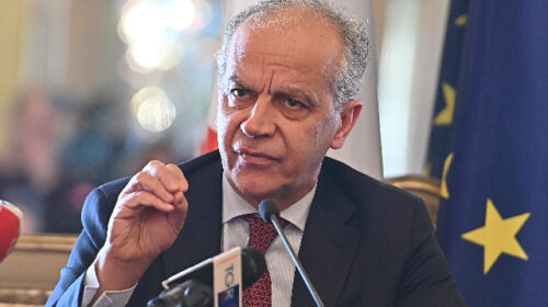 Salerno, Vietri (FdI): “Solidarietà a ragazza aggredita, interrogazione a Piantedosi. Il Comune faccia di più sulla sicurezza”