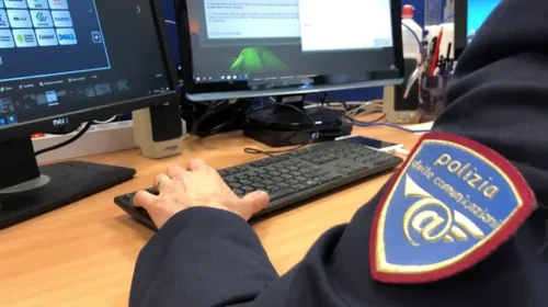 Materiale pedopornografico in casa, arrestato 21enne di Siano Materiale pedopornografico in casa, arrestato 21enne di Siano