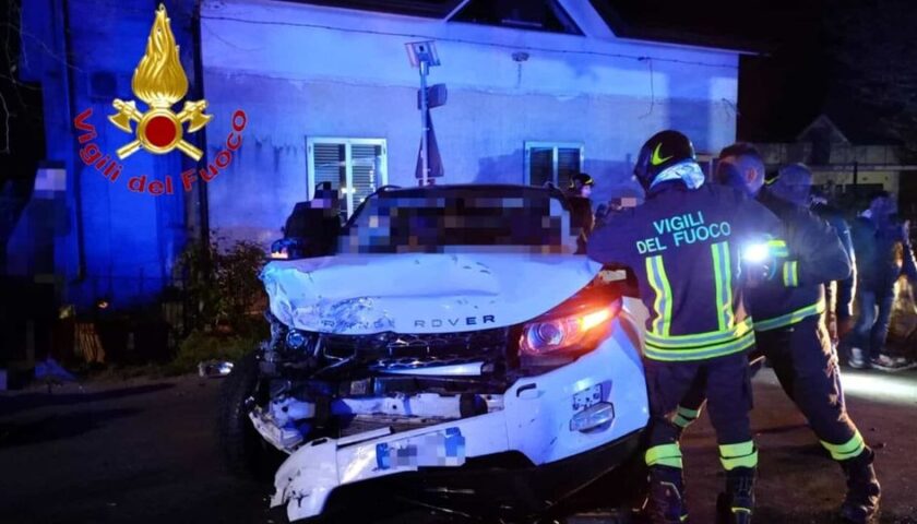 Incidente con 2 carabinieri morti, la 31enne indagata per duplice omicidio stradale