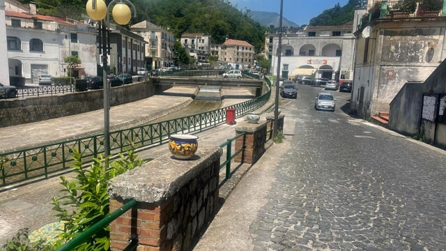Distrutta statua della Madonna, rabbia e sdegno a Molina di Vietri