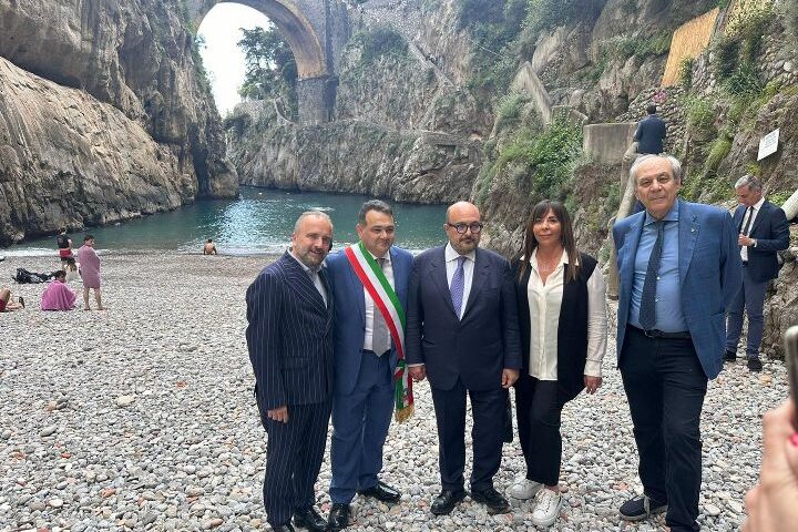 Cultura, Vietri (FdI): “Grazie a Sangiuliano nuovi progetti per la provincia di Salerno”