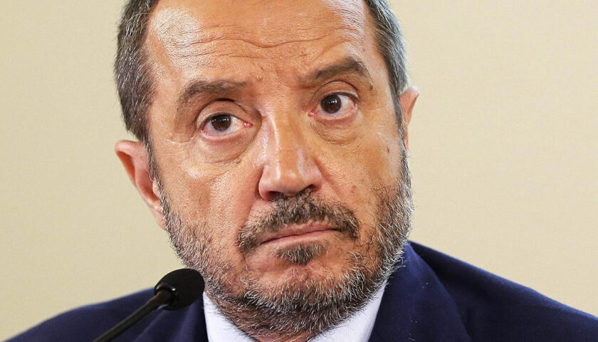 Franco Di Mare non ce l’ha fatta, morto a 68 anni
