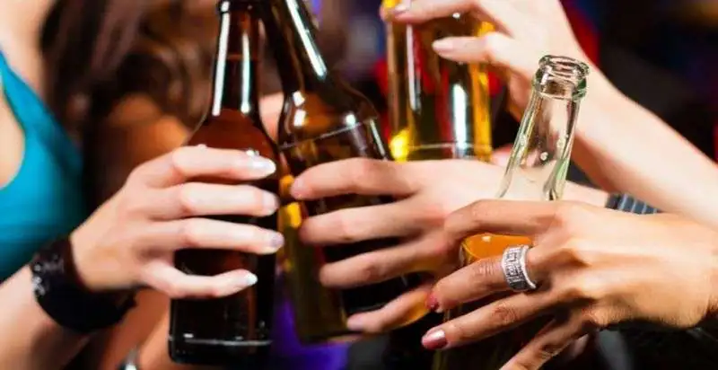Alcol ai ragazzi, chiuso locale a Sapri