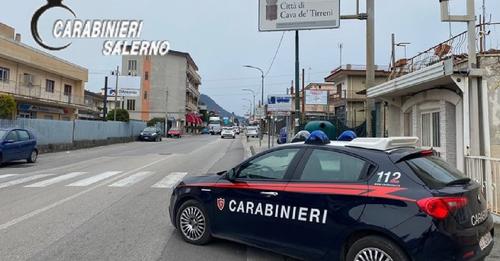 A Cava de’ Tirreni bomba carta fatta esplodere davanti a una macelleria