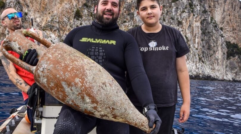 Centola, trovata anfora romana nelle acque di Palinuro
