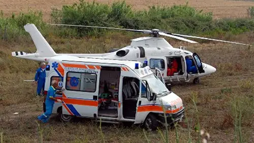 Castelnuovo di Conza, auto nel burrone: vigilantes trasferito a Napoli