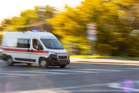 Pontecagnano, si accascia in palestra e muore