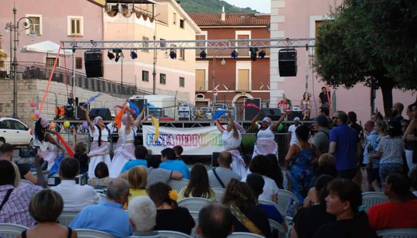 A Pertosa torna la Festa dei Popoli