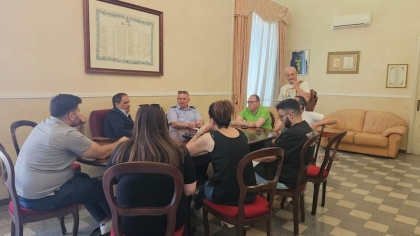 Escalation di furti e rapine a Scafati, il sindaco incontra commercianti