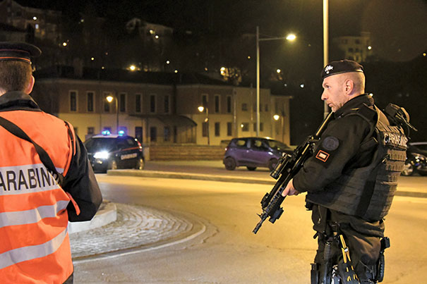 Spaccio estorsioni e rapine nell’Agro nocerino, 23 misure cautelari: tutti nomi