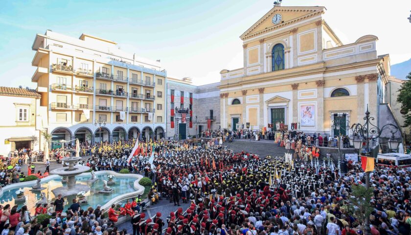 Cava de Tirreni, polemiche e fake news per la festa: precisazione dell’Ente Monte Castello