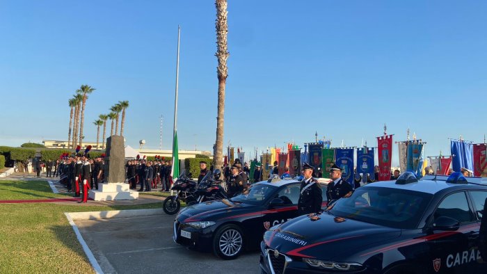 Cerimonia per il 210esimo anniversario della Fondazione dell’Arma: i carabinieri ricordano anche i due militari morti in un incidente a Campagna