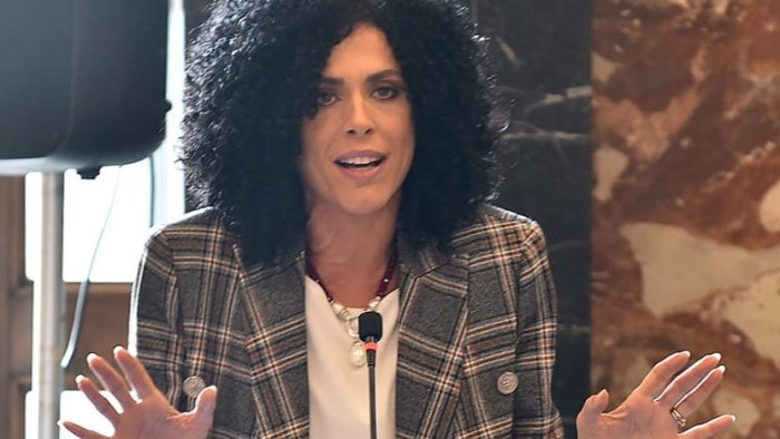 Salerno, frasi omofobe al Ruggi. Pecoraro: sconcertante silenzio delle istituzioni
