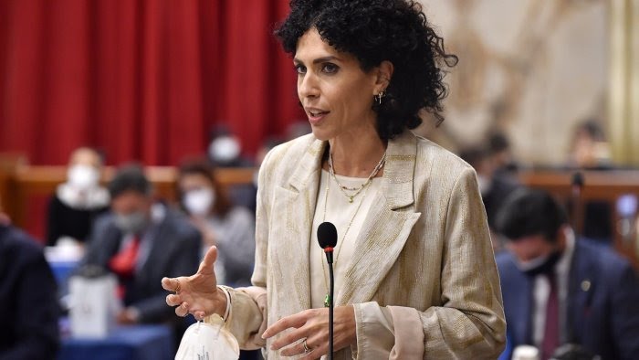 Salerno, Pecoraro (5 Stelle): città invivibile, giovani in fuga