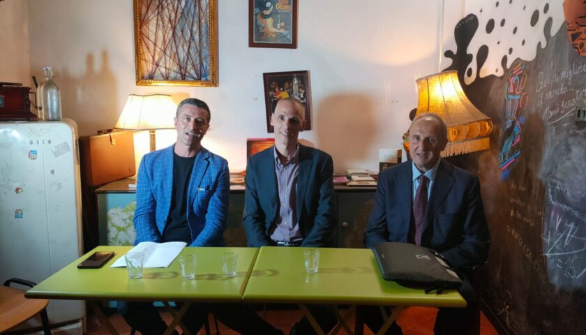 Assunzioni Salerno Pulita, l’opposizione: “Il bando deve essere considerato”