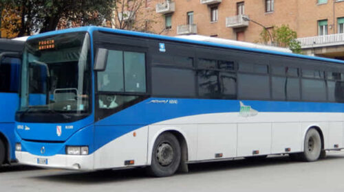 Baronissi: pensione persa sul bus, restituita dai carabinieri Baronissi: pensione persa sul bus, restituita dai carabinieri