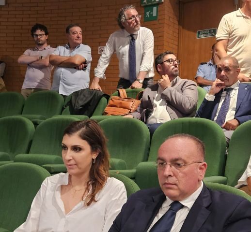 Baronissi, la sindaca Petta: dal Cipe 386 milioni ma il netto ritardo mette a rischio il futuro del territorio”