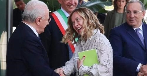 Firmato il protocollo per la rinascita di Bagnoli