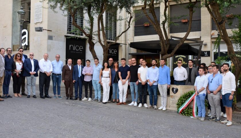SALERNO, IN MEMORIA DI CARLO FALVELLA. IANNONE (FDI): “CERTE STAGIONI NON DEVONO MAI PIÙ TORNARE” 