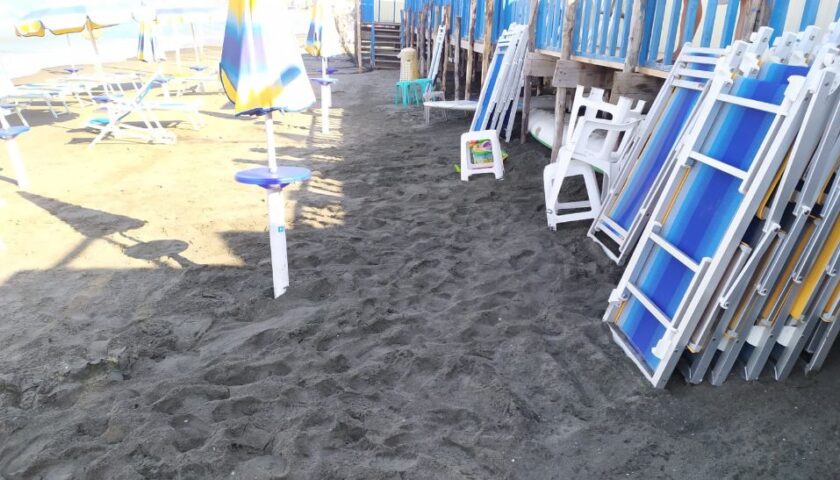 Pastena, NaturArt: tracce di nido di tartaruga marina individuate vicino al lido Caravella a Salerno