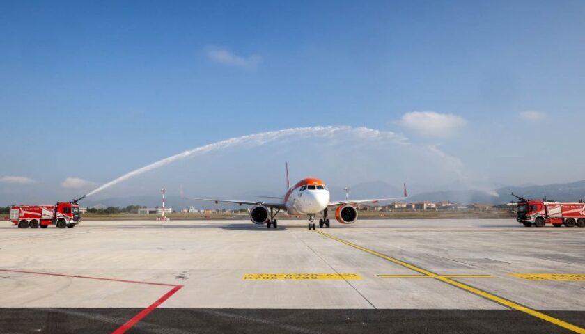 Aeroporto Salerno, 18 destinazioni di linea servite da 6 compagnie: i voli per l’estate