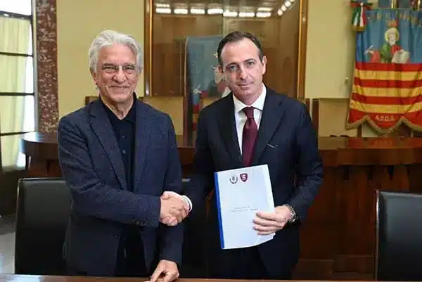 Il sindaco di Salerno convoca l’Ad granata Milan a Palazzo di Città
