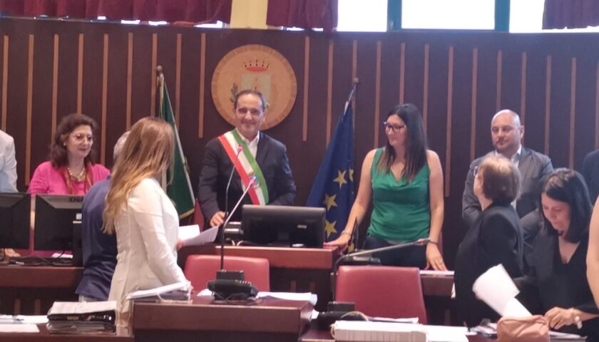 Scafati, Aliberti completa la Giunta con le deleghe all’assessore Zimarra