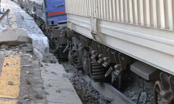 Treno deragliato a Centola, 5 indagati