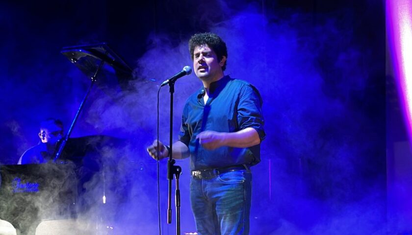 Emozioni – Viaggio tra le Canzoni di Battisti e Mogol:  Gianmarco Carroccia in Concerto all’Augusteo di Salerno