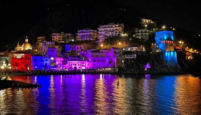 LA MAGIA DI “CETARA INCANTATA” ILLUMINA IL BORGO