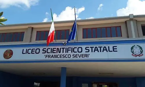 Scuola, iscrizioni nei licei: lo scientifico Severi di Salerno fa il pieno