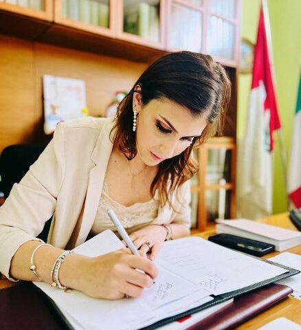 Baronissi, la sindaca Anna Petta: “642 famiglie di Baronissi beneficiarie della carta solidale “Dedicata a Te” per l’anno 2024