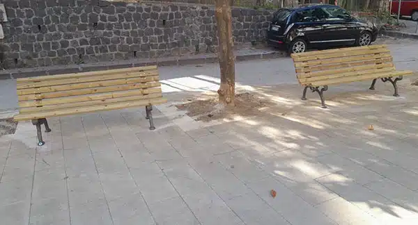 Salerno, nuove panchine e alberature in piazza Naddeo sul Carmine e a Ogliara