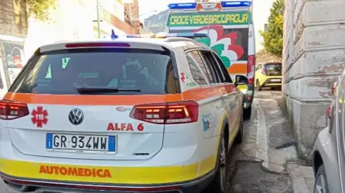 Eboli, 65enne investita da auto in via San Bernardino