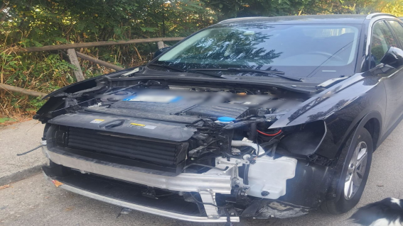 Acciaroli, smontano e rubano i pezzi di un’auto di una turista