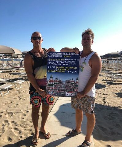 BALNEARI, SCIOPERO: MANIFESTI IN TUTTI GLI STABILIMENTI