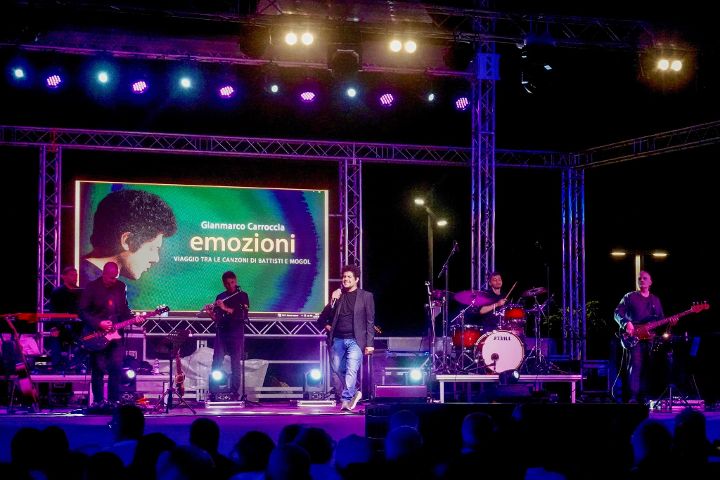 Salerno, musica e solidarietà: all’Augusteo Emozioni con Gianmarco Carroccia