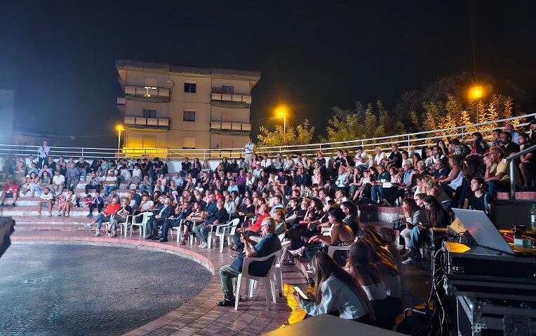 A BELLIZZI LA V EDIZIONE  GIOVANI TALENTI IN MEMORIA DI GERARDO E SIMONE