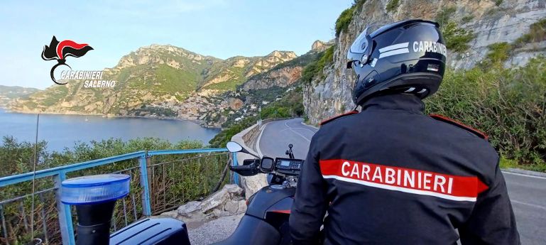 COSTIERA AMALFITANA, TRE DENUNCE E NOVE SEGNALATI AL PREFETTO
